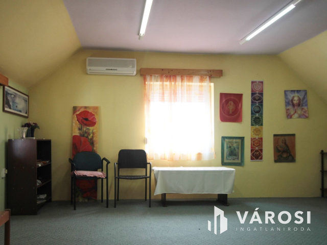 Belvárosi iroda kiadó!