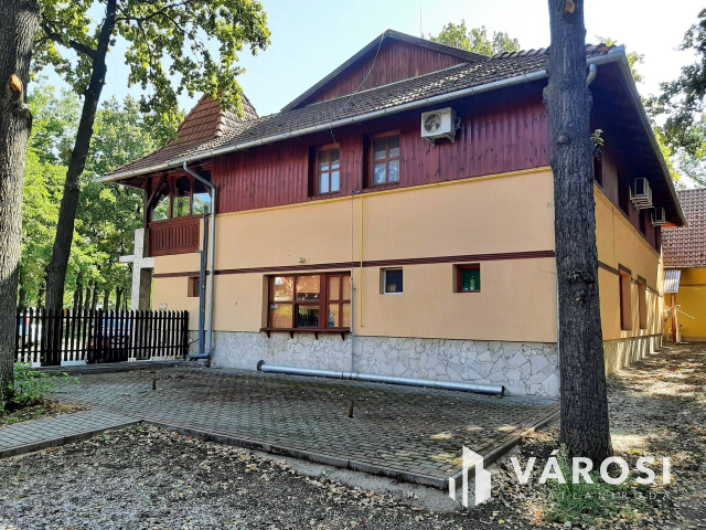 Fogadó alternatív fűtéssel a gyógyfürdő mellett