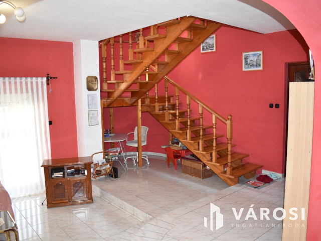 6 szobás családi ház a paradicsomban!