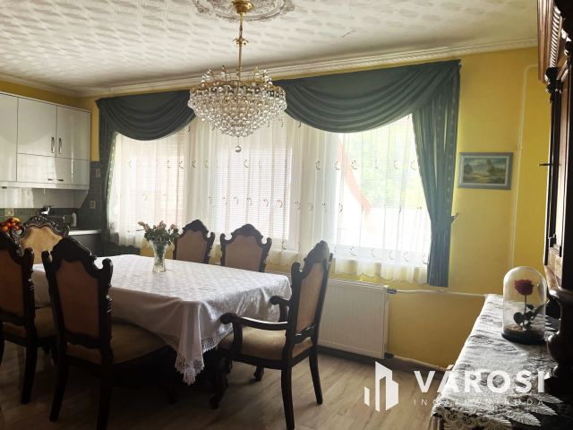 Népszerű Cukrászda + Elismert Cukrászüzem + Belvárosi otthon