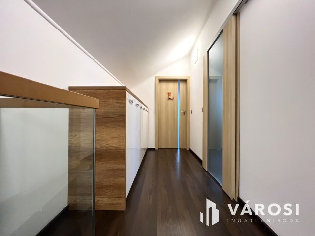 Álomszép luxusotthon, bútorozva eladó