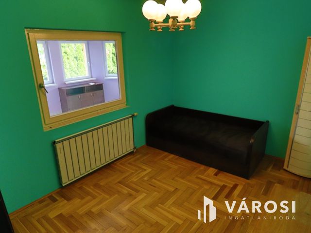 Igényes, pihenésre, összejövetelekre alkalmas családi ház!