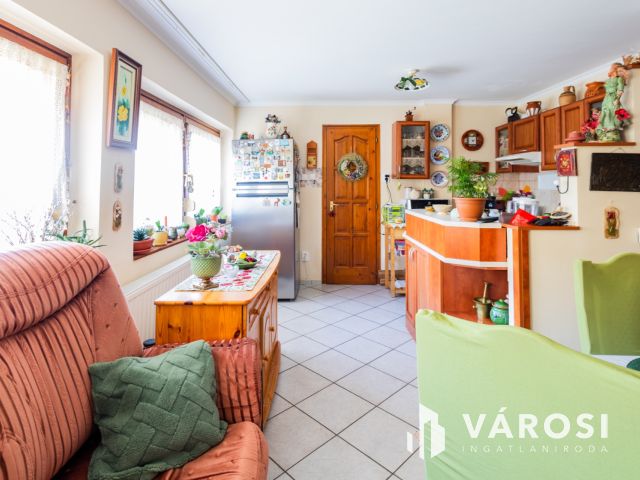 Tökéletes otthon a Kastélykert és a Várfürdő szomszédságában