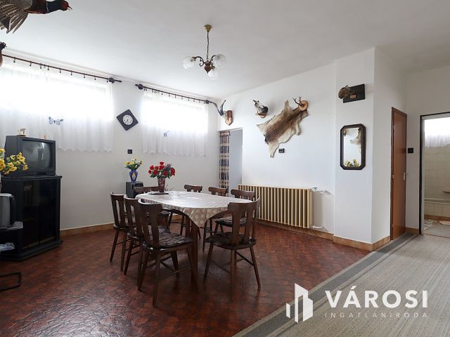 Bodonyban azonnal költözhető bútorozott családi ház eladó