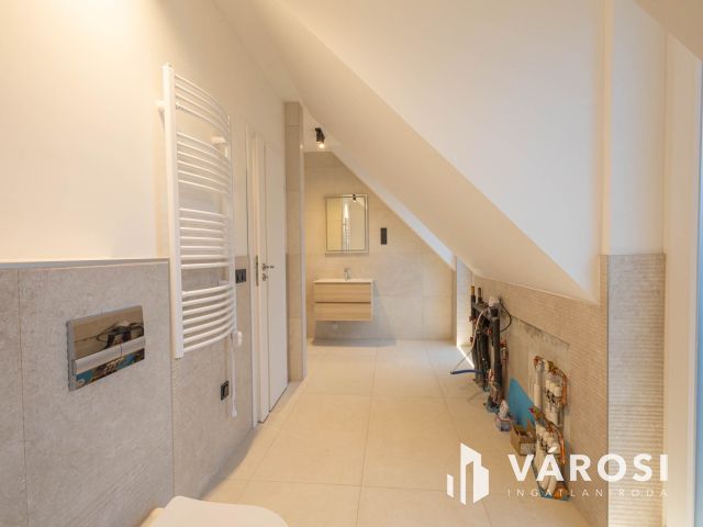 Belső kétszintes családi fészek Alsóvároson