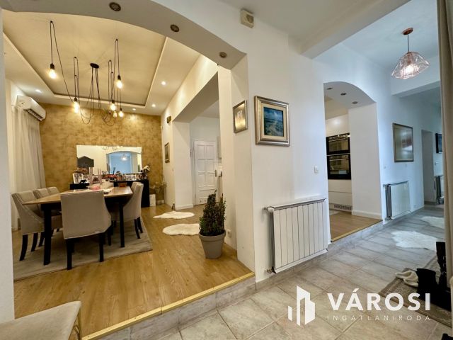 Exkluzív ház Eladó Debrecen-Óváros városrészben