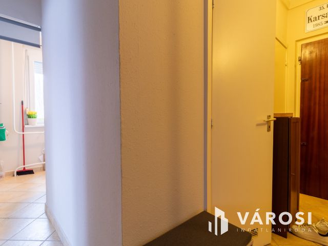 Eladó 2+1 félszobás lakás Óbudán