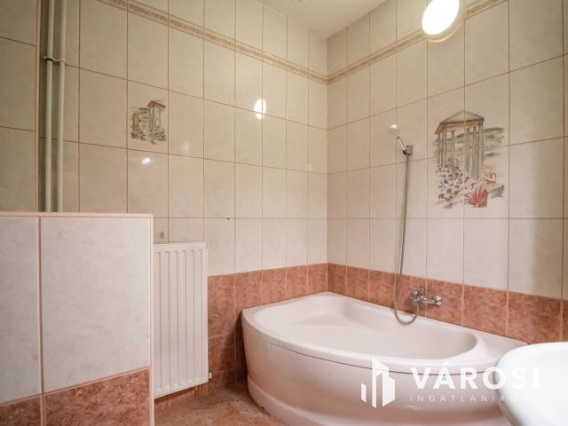 Tágas családi fészek Lovasberényben - 5 szoba, 3 fürdőszoba!