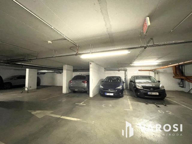 Eladó mélygarázs beálló a XIII. kerületben