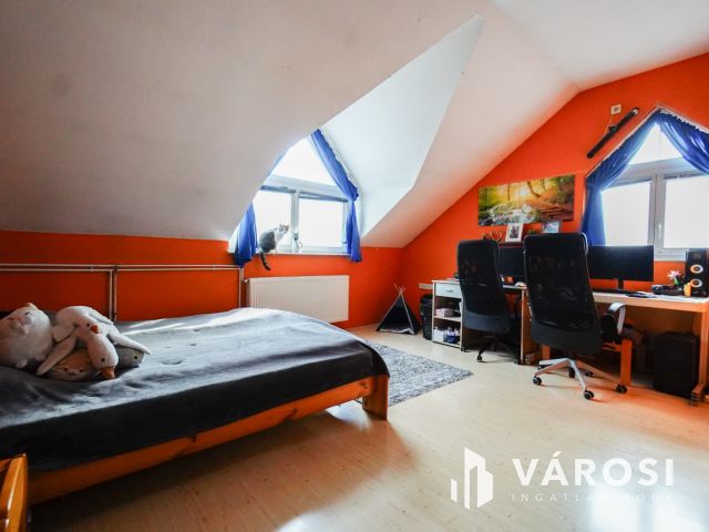 Többgenerációs családi ház Csepelen!