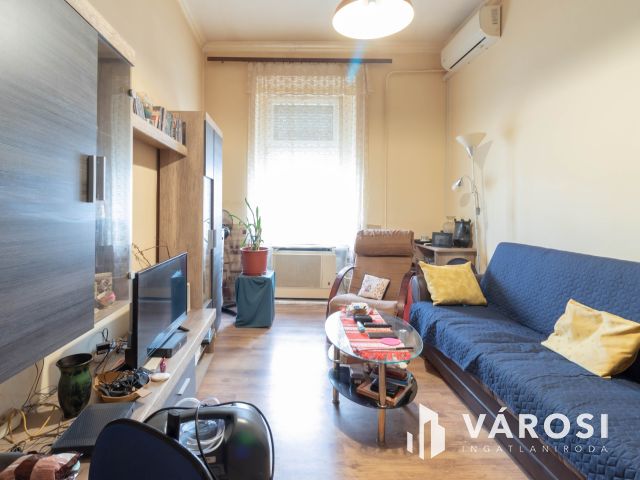Göncz Árpád városközponttól 5 percre 54 m2-es 2 szobás lakás