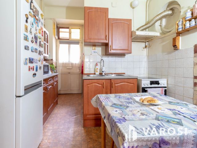 Göncz Árpád városközponttól 5 percre 54 m2-es 2 szobás lakás